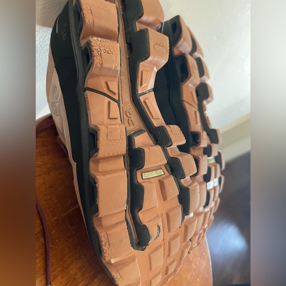 On Cloud Clouventure waterproof Trail running shoes - Picture 3 of 16